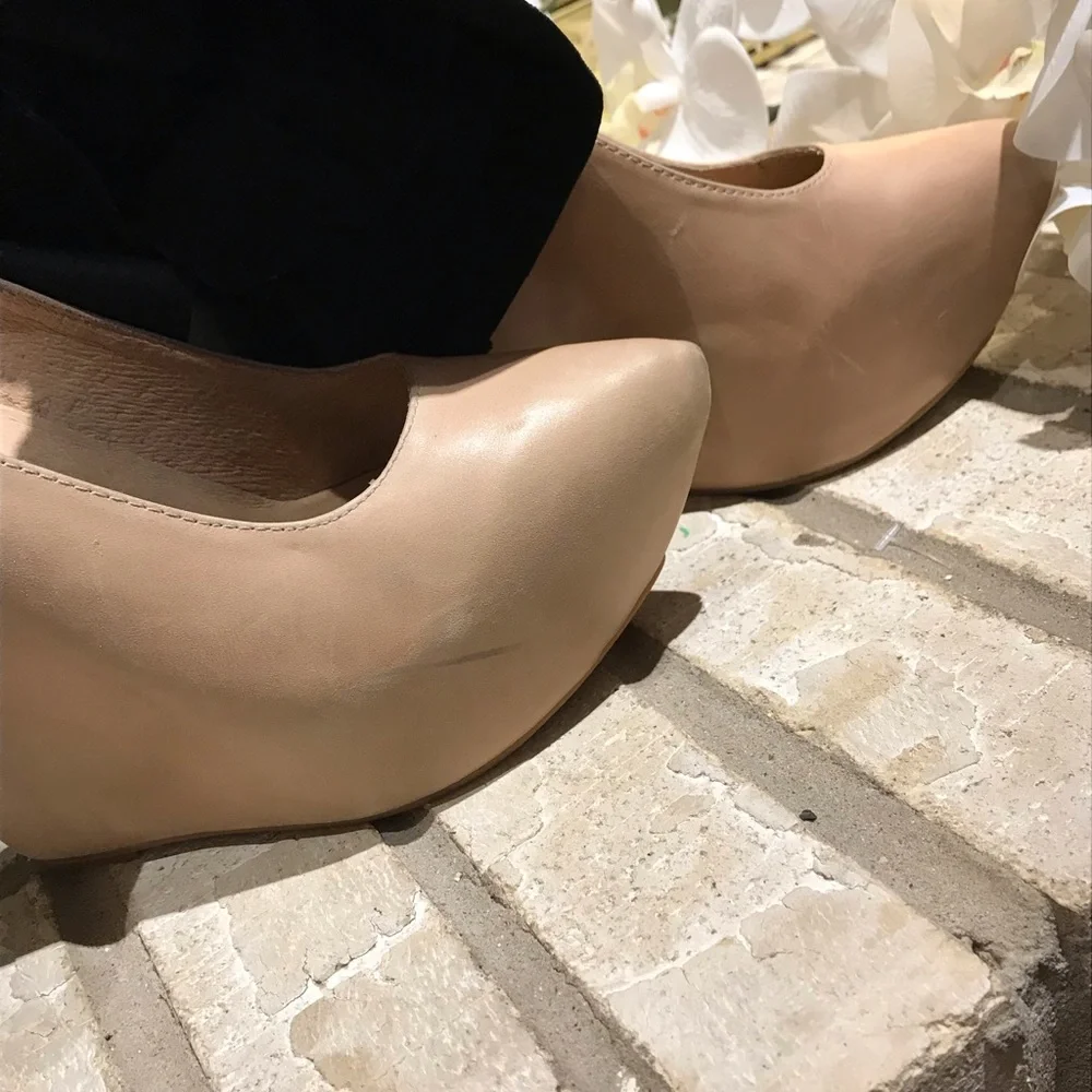 Jeffrey Campbell Havana last wedges size 8, used.